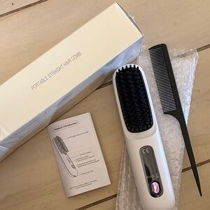 Portable Straight Hair Comb - White and Black